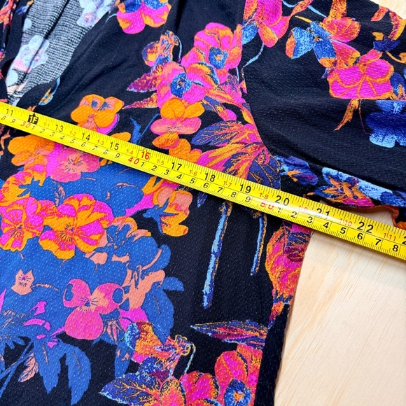 Anthro Maeve Colette Peasant Blouse Floral Boho Black Pink Size S - Picture 6 of 12